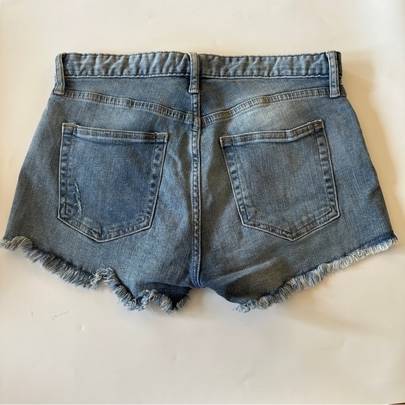 H&M Blue Denim Jean Shorts Distressed Relaxed Fit Size 4 - Picture 2 of 13